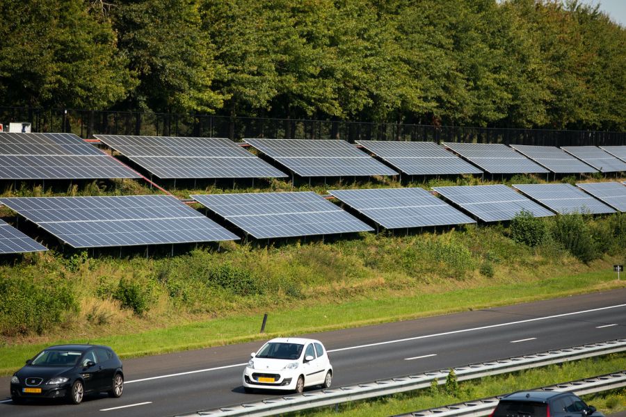 Zonnepanelen uit park A58 in Etten-Leur waar klanten zelf mee kunnen opwekken